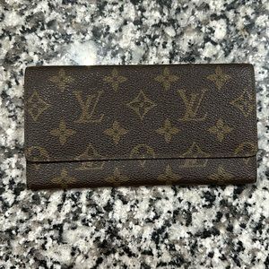 Authentic Louis Vuitton Wallet